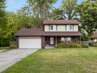 311 Collard Drive, Marysville, MI 48040