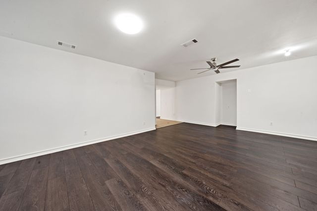 1104 Carmody Drive, Mesquite, TX 75149