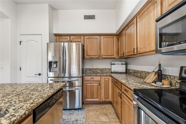 890 Florence Avenue 111, Bullhead City, AZ 86429