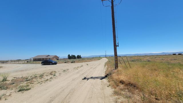 Ave A6 Vic 82 Stw, Lancaster, CA 93536