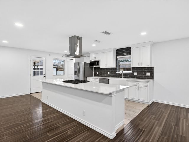 1808 Oates Drive, Dallas, TX 75228