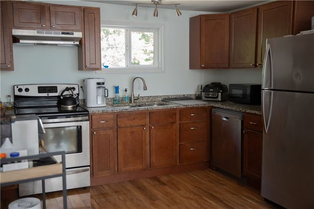 44 MAXWELL Drive, North Kingstown, RI 02852