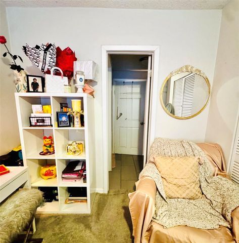 503 S Kansas Street, La Porte, TX 77571