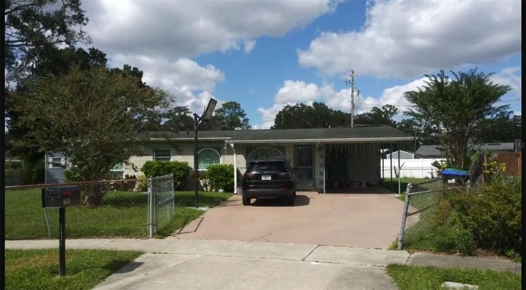 4636 KEMPSTON COURT, Orlando, FL 32812