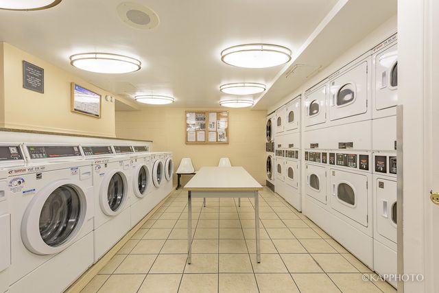 2605 S Indiana Avenue 708, Chicago, IL 60616