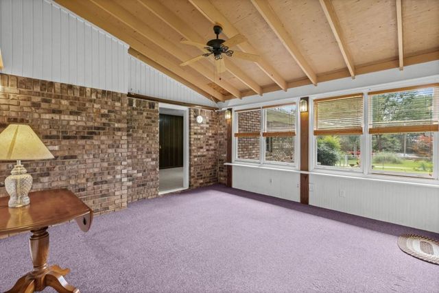 1050 Castlewood Drive, Woodstock, GA 30189
