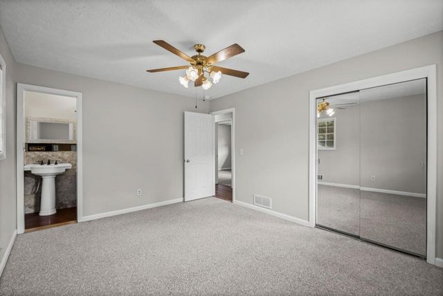 1050 Castlewood Drive, Woodstock, GA 30189
