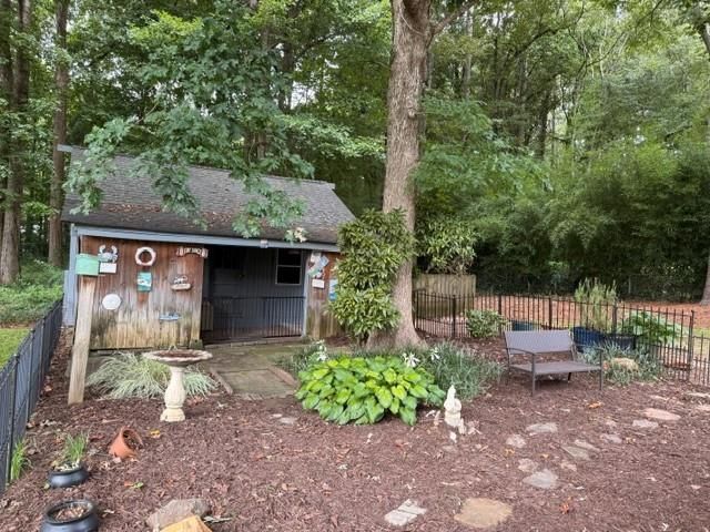 1050 Castlewood Drive, Woodstock, GA 30189