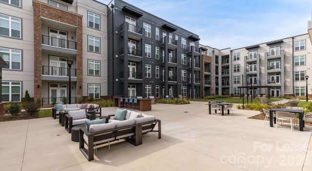 4520 Charlotte Park Drive B1, Charlotte, NC 28217