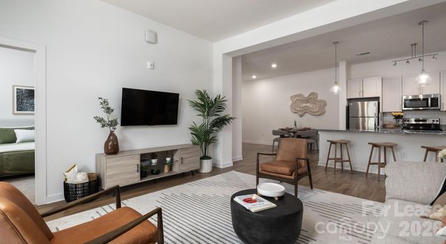 4520 Charlotte Park Drive B1, Charlotte, NC 28217
