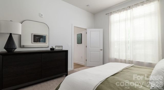 4520 Charlotte Park Drive B1, Charlotte, NC 28217
