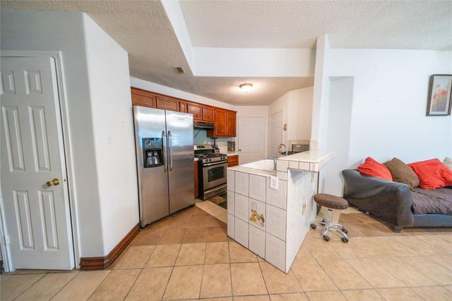 1515 Parkfield CIR, Round Rock, TX 78664