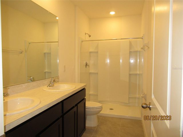 33062 FROSTED CLOVER WAY, Wesley Chapel, FL 33545