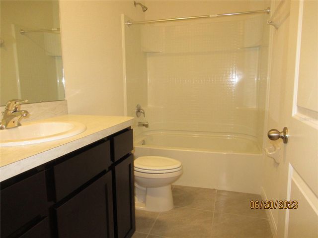 33062 FROSTED CLOVER WAY, Wesley Chapel, FL 33545