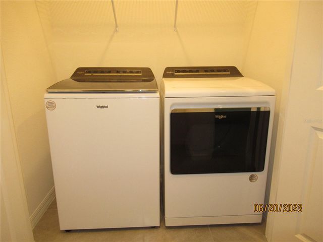 33062 FROSTED CLOVER WAY, Wesley Chapel, FL 33545