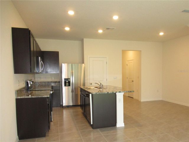 33062 FROSTED CLOVER WAY, Wesley Chapel, FL 33545