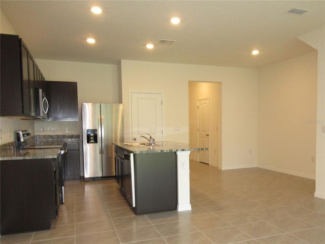 33062 FROSTED CLOVER WAY, Wesley Chapel, FL 33545