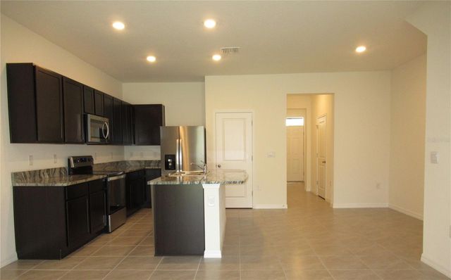 33062 FROSTED CLOVER WAY, Wesley Chapel, FL 33545