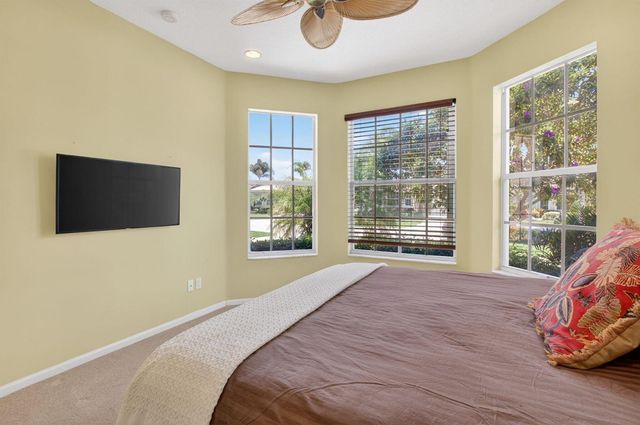6959 Imperial Beach Circle, Delray Beach, FL 33446