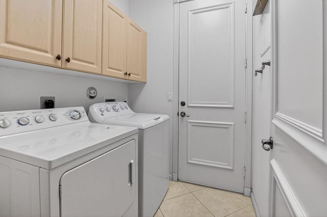 6959 Imperial Beach Circle, Delray Beach, FL 33446