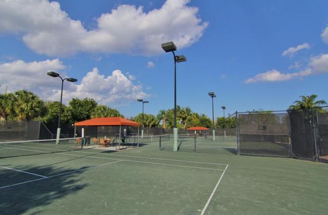 6959 Imperial Beach Circle, Delray Beach, FL 33446