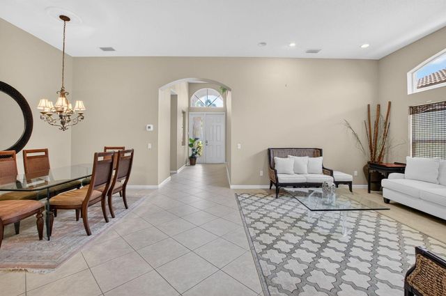 6959 Imperial Beach Circle, Delray Beach, FL 33446