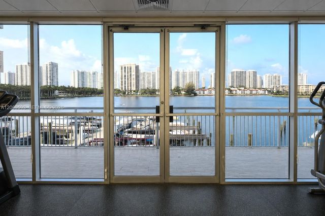 18071 Biscayne Boulevard 302, Aventura, FL 33160