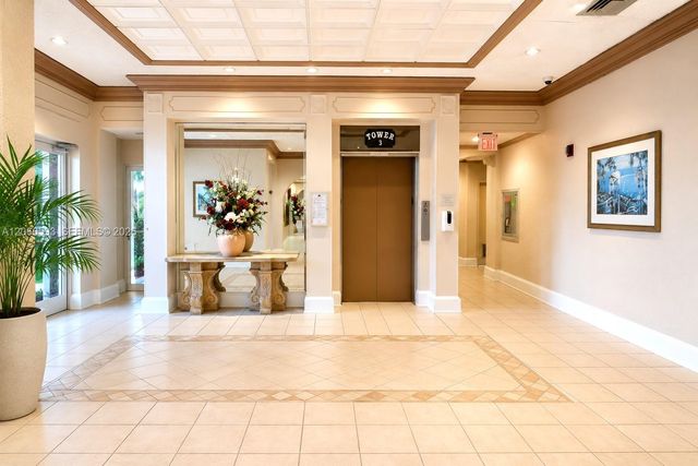 18071 Biscayne Boulevard 302, Aventura, FL 33160