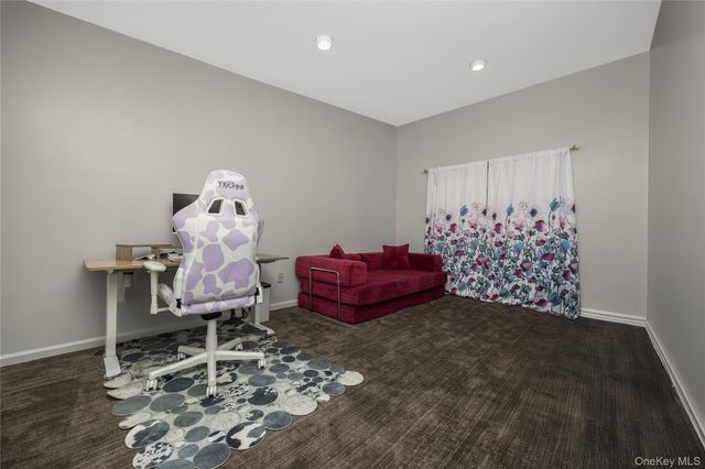4 Rose Street Building 6-F-2, Oceanside, NY 11572