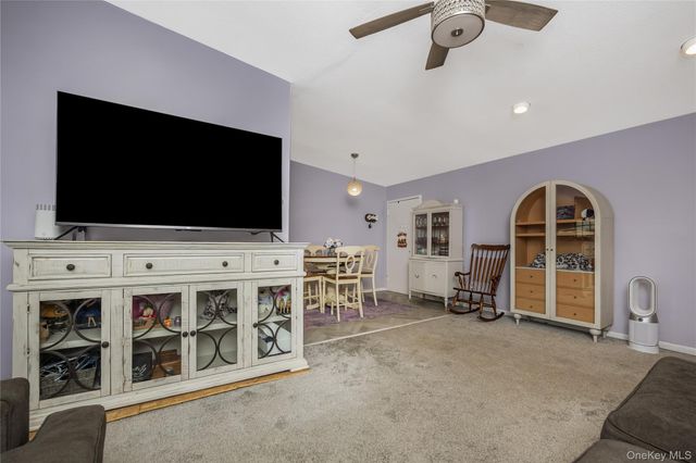 4 Rose Street Building 6-F-2, Oceanside, NY 11572