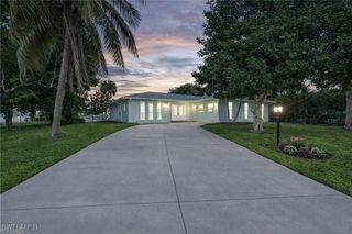 3461 Lakeview DR, Naples, FL 34112