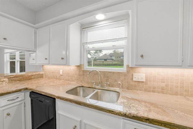 7611 Theisswood Road, Spring, TX 77379