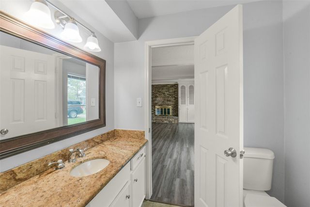 7611 Theisswood Road, Spring, TX 77379