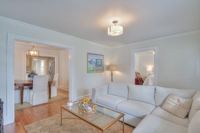 1121 Stratford Ave, Nashville, TN 37216