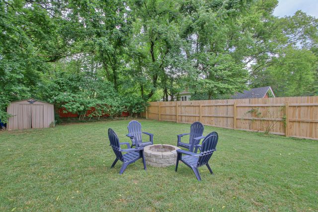 1121 Stratford Ave, Nashville, TN 37216