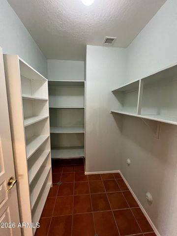 2552 W SAINT CATHERINE Avenue, Phoenix, AZ 85041