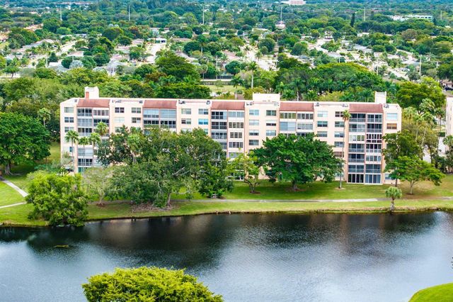 14623 Bonaire Boulevard 602, Delray Beach, FL 33446