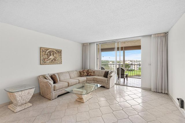14623 Bonaire Boulevard 602, Delray Beach, FL 33446