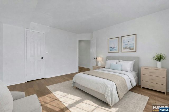 15 Crystal Lane 307, Paterson, NJ 07501