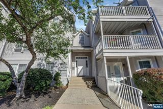 15 Crystal Lane 307, Paterson, NJ 07501