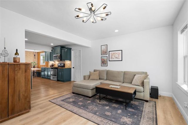 2006 Mcafee Place, Decatur, GA 30032