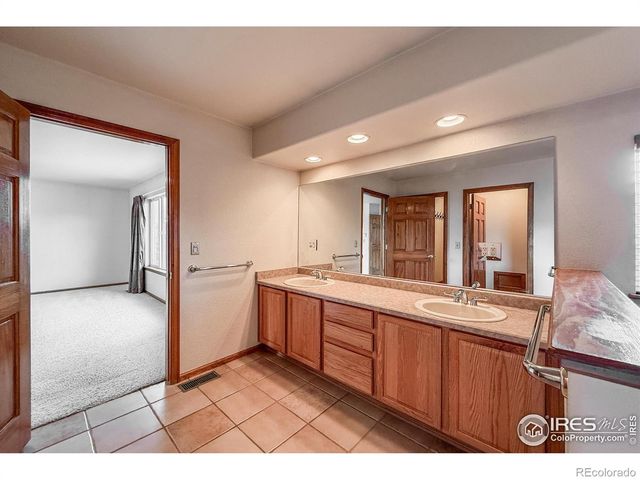 1750 Preston Drive, Longmont, CO 80504