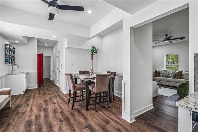 56 S SANGA RD, Cordova, TN 38018