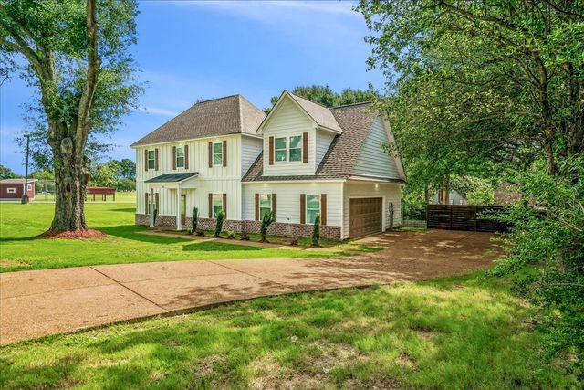 56 S SANGA RD, Cordova, TN 38018