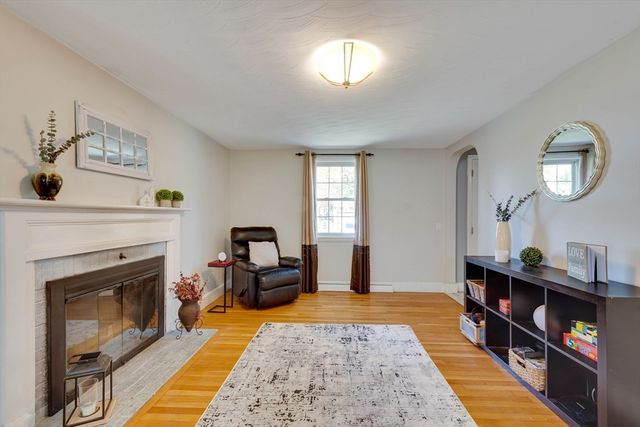 15 Williams Road, North Reading, MA 01864