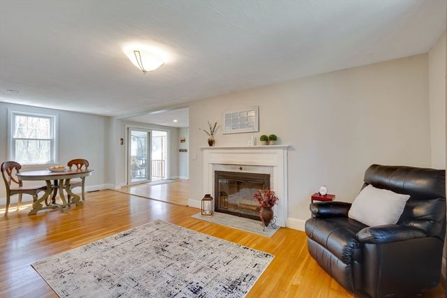 15 Williams Road, North Reading, MA 01864