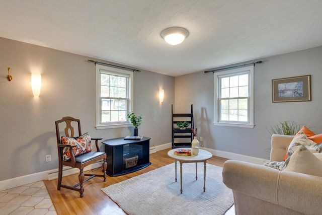 15 Williams Road, North Reading, MA 01864