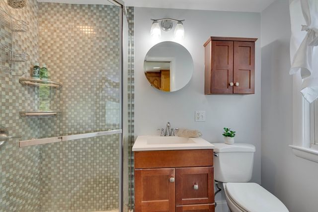 15 Williams Road, North Reading, MA 01864