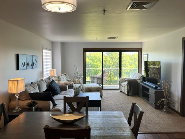 57200 E Highway 125 3821, Monkey Island, OK 74331