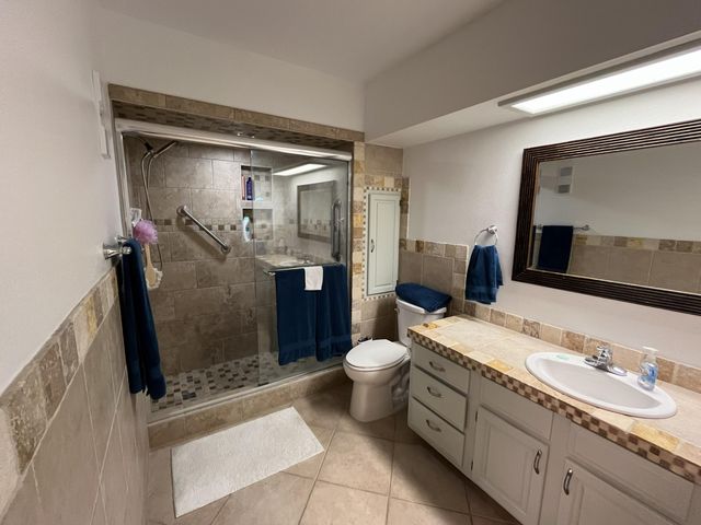 57200 E Highway 125 3821, Monkey Island, OK 74331